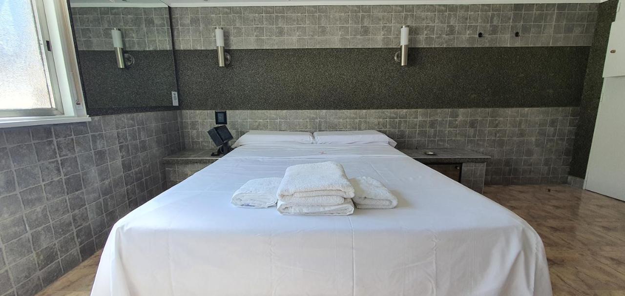 Hotel Venus ブエノスアイレス エクステリア 写真